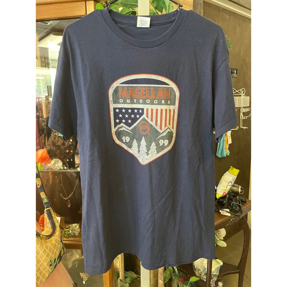 Lot of 2 Magellan Men’s T-Shirts Size M Maroon & Navy Graphic